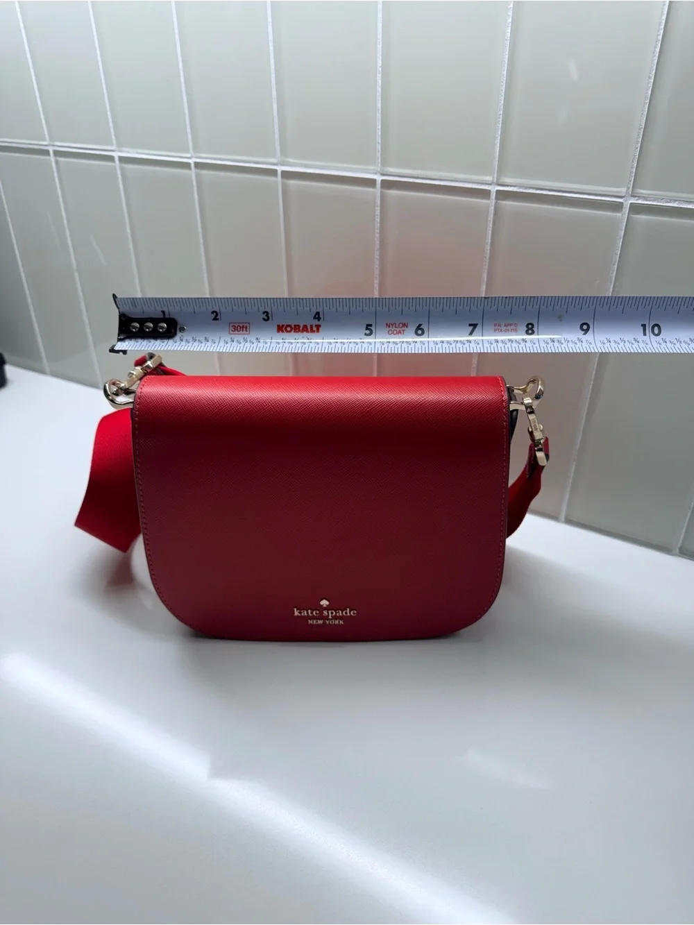 Kate Spade New York Madison Saffiano leather Crossbody with Gold Hardware